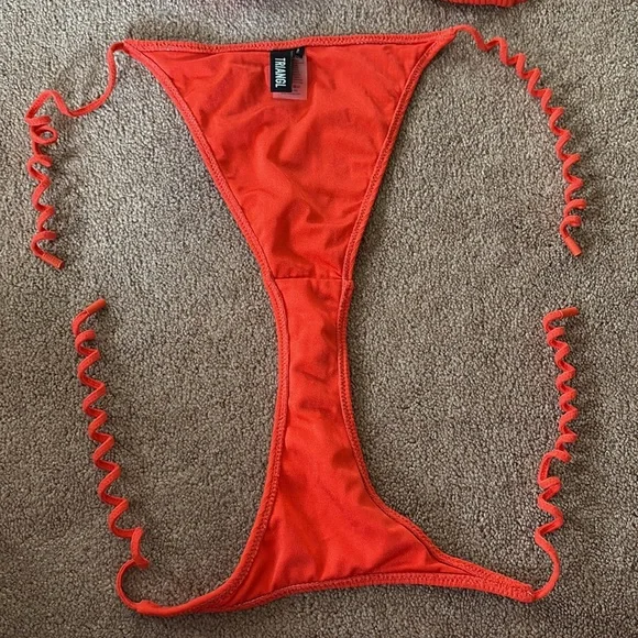 Triangle bikini size XS GUC - Picture 4 of 6